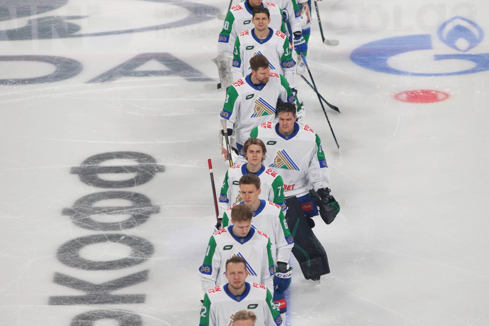 Нападающий &laquo;Салавата Юлаева&raquo; Кузьмин получил жуткую травму в матче против &laquo;Авангарда&raquo;
